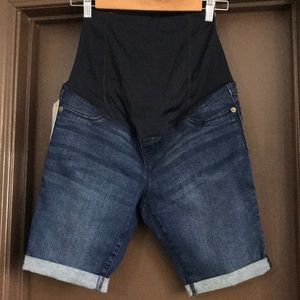 Maternity Bermuda shorts